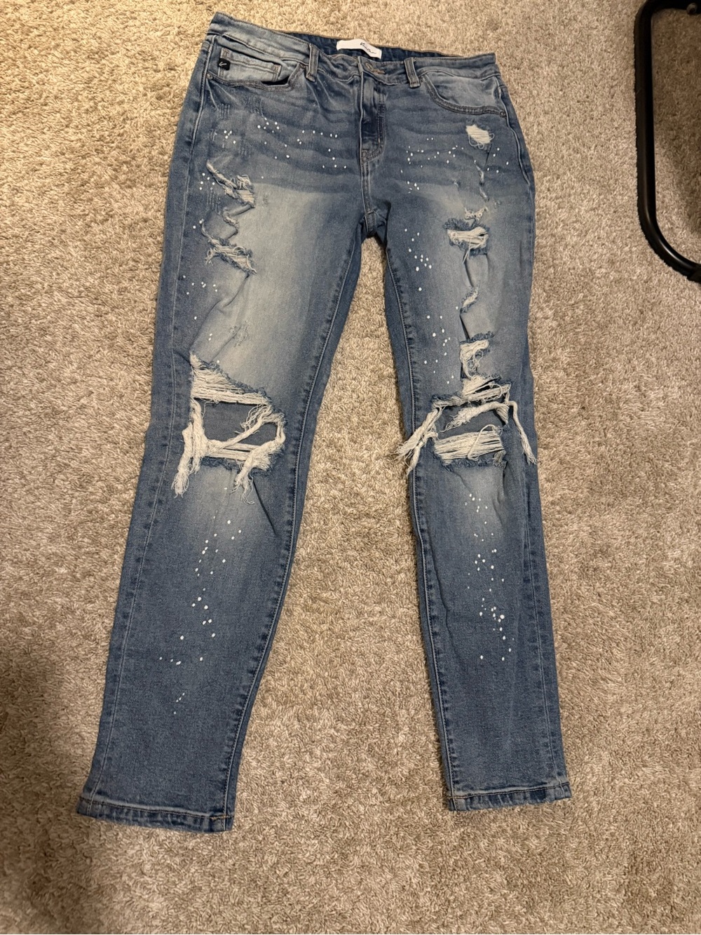Kancan women’s distressed skinny jeans sz 29